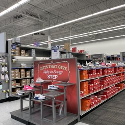 Academy Sports + Outdoors - Shoes