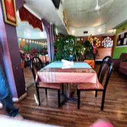 Ta-Khrai Thai Cafe