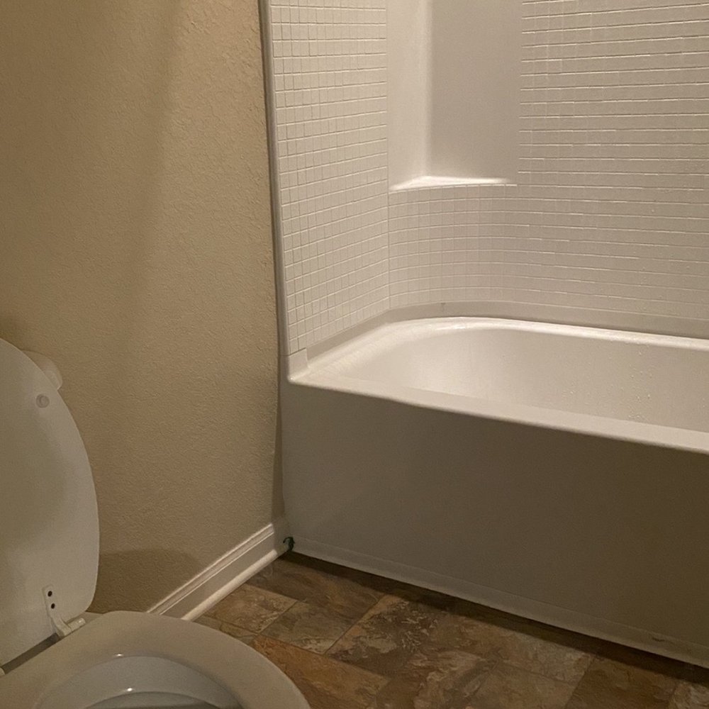 Spring Creek Apartments - Clean bathroom- left cleaner than move in - Apartments Near Me - Crestview, Florida Spring Creek Apartments - Clean bathroom- left cleaner than move in - Apartments Near Me - Crestview, Florida