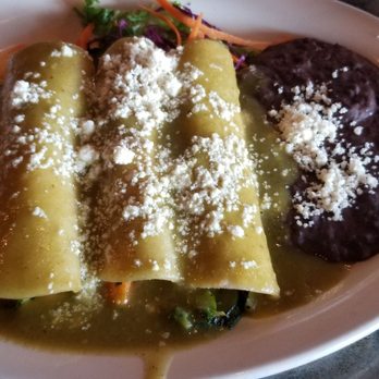 Emilio's Mexican Kitchen - Veggie enchiladas with rice and beans - Mexican Near Me - Dallas, Texas Emilio's Mexican Kitchen - Veggie enchiladas with rice and beans - Mexican Near Me - Dallas, Texas