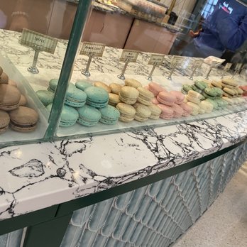 Lady Yum - Selection - Macarons Near Me - Seattle, Washington