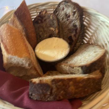 Le Diplomate - Brasseries Near Me - Washington, DC, District of Columbia