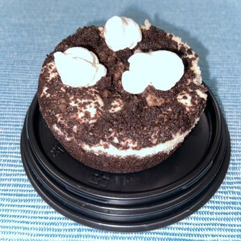 Tri-County Bazaar - Mini Cookies N cream cheesecake find it at aisle 4A at the cheesecake stop - Shopping Centers Near Me - Levittown, New York