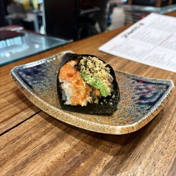 Seaweed Hand Roll Bar - Baked Snow Crab Handroll - Sushi Bars Near Me - Glendale, California