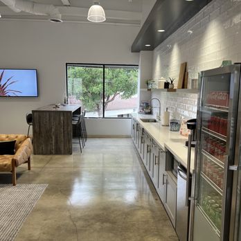 TailoredSpace - West Covina - Kitchen - Shared Office Spaces Near Me - West Covina, California TailoredSpace - West Covina - Kitchen - Shared Office Spaces Near Me - West Covina, California