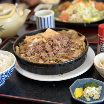 Ginza - Sukiyaki - Sushi Bars Near Me - Bellevue, Washington Ginza - Sukiyaki - Sushi Bars Near Me - Bellevue, Washington
