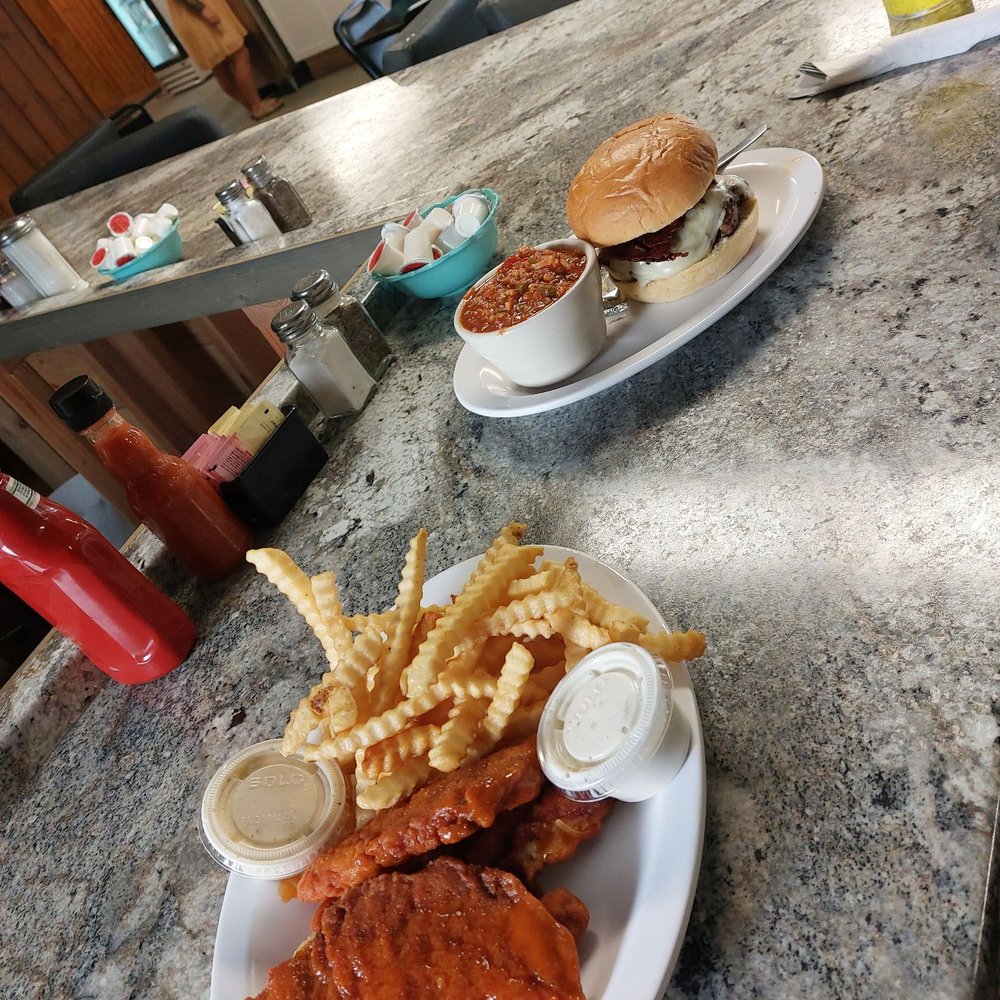 Wendy's Cafe - Really overcooked chicken - Cafes Near Me - Warren, Pennsylvania Wendy's Cafe - Really overcooked chicken - Cafes Near Me - Warren, Pennsylvania