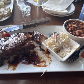 Branding Iron - Ribs, coleslaw and baked beans - Bars Near Me - Bridgeview, Illinois