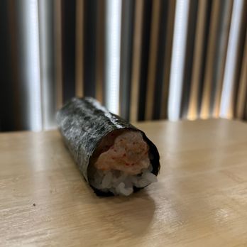 Temakase Hand Roll Bar - 2nd Ave - Spicy Scallop Roll - Sushi Bars Near Me - New York, New York