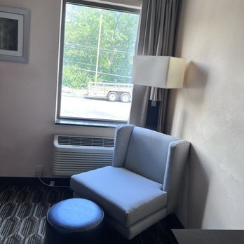 Best Western Plus Poconos Hotel - Room - Hotels Near Me - Tannersville, Pennsylvania Best Western Plus Poconos Hotel - Room - Hotels Near Me - Tannersville, Pennsylvania