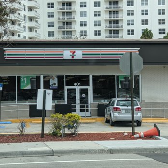 7-Eleven - 7-Eleven at Las Olas and Seabreeze Blvd - Convenience Stores Near Me - Fort Lauderdale, Florida