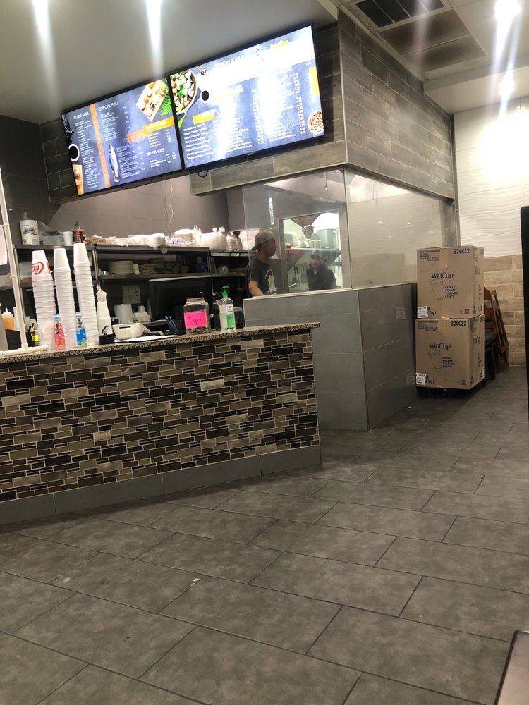 Sumo Sushi & Hibachi