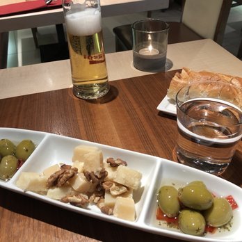 Shrimps Bar Restaurant - Cheese plate (choose between parmesan or feta) - Wine Bars Near Me - Salzburg, 5 Shrimps Bar Restaurant - Cheese plate (choose between parmesan or feta) - Wine Bars Near Me - Salzburg, 5