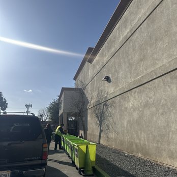 Savers - The donation line, they will gladly take your items and put them in the appropriate donation bin. - Thrift Stores Near Me - Arcadia, California