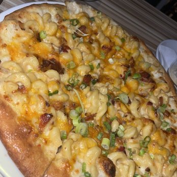 The Loop - West End - Mac & cheese pizza - Bars Near Me - St Louis Park, Minnesota The Loop - West End - Mac & cheese pizza - Bars Near Me - St Louis Park, Minnesota