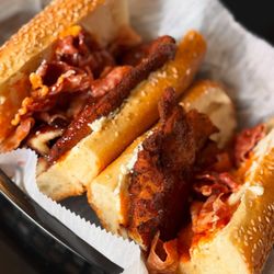 Knuckle Sandwich Deli - Speciality honey hot