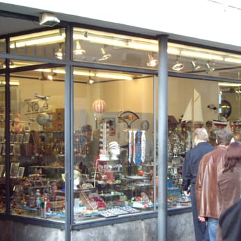 No. 4 - Souvenir Shops Near Me - Dusseldorf, NW