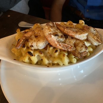 Tribeca Restaurant - Shrimp Mac and cheese - Lounges Near Me - Miramar, Florida