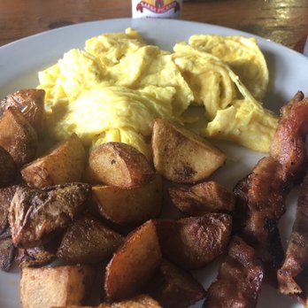 Lulu's Waikiki - Bacon and Eggs w/ taters - Burgers Near Me - Honolulu, Hawaii Lulu's Waikiki - Bacon and Eggs w/ taters - Burgers Near Me - Honolulu, Hawaii