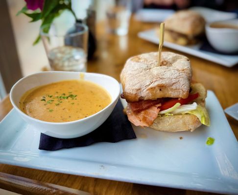 Bridgewater Bistro by null