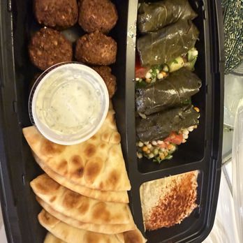 Luna Grill La Canada Flintridge - Mediterranean Near Me - La Canada Flintridge, California Luna Grill La Canada Flintridge - Mediterranean Near Me - La Canada Flintridge, California