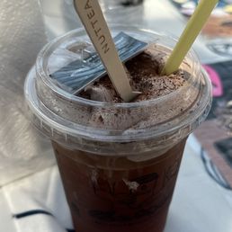 Earl Grey with Chocolate Nut Cream
