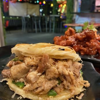 Dragon Flame Chinese Grill - Chicken Crispy Burger (Pork) - Noodles Near Me - Tempe, Arizona