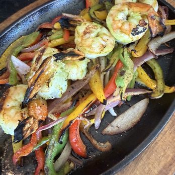 Encanto Restaurant - Wood-Grilled Shrimp Fajitas - Mexican Near Me - Los Angeles, California