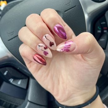 Nails 19 - Valentines Day Nails - Nail Salons Near Me - Roseville, California