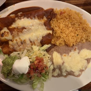 El Gallo - Enchiladas Mexicana - Mexican Near Me - Monona, Wisconsin