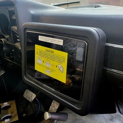 Audio 2000 - When's the last time you saw a square body Chevy truck with an 11 Alpine touchscreen in the dash. No more 2 knob radio