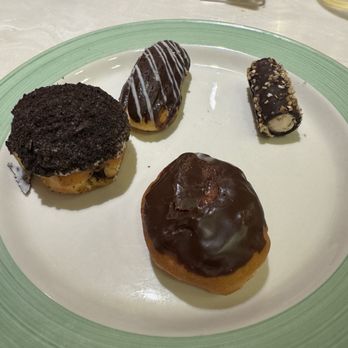 Garden Buffet - Desserts were good. - Buffets Near Me - Las Vegas, Nevada