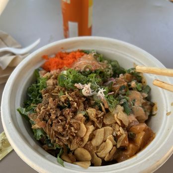 Poke Bar-Waikiki - Ahi, Salmon, spicy tuna... yummmm - Poke Near Me - Honolulu, Hawaii Poke Bar-Waikiki - Ahi, Salmon, spicy tuna... yummmm - Poke Near Me - Honolulu, Hawaii