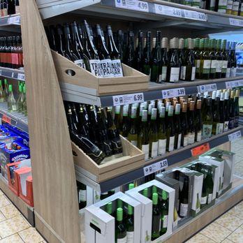 LiDL - Discount Store Near Me - Wolfsburg, NI