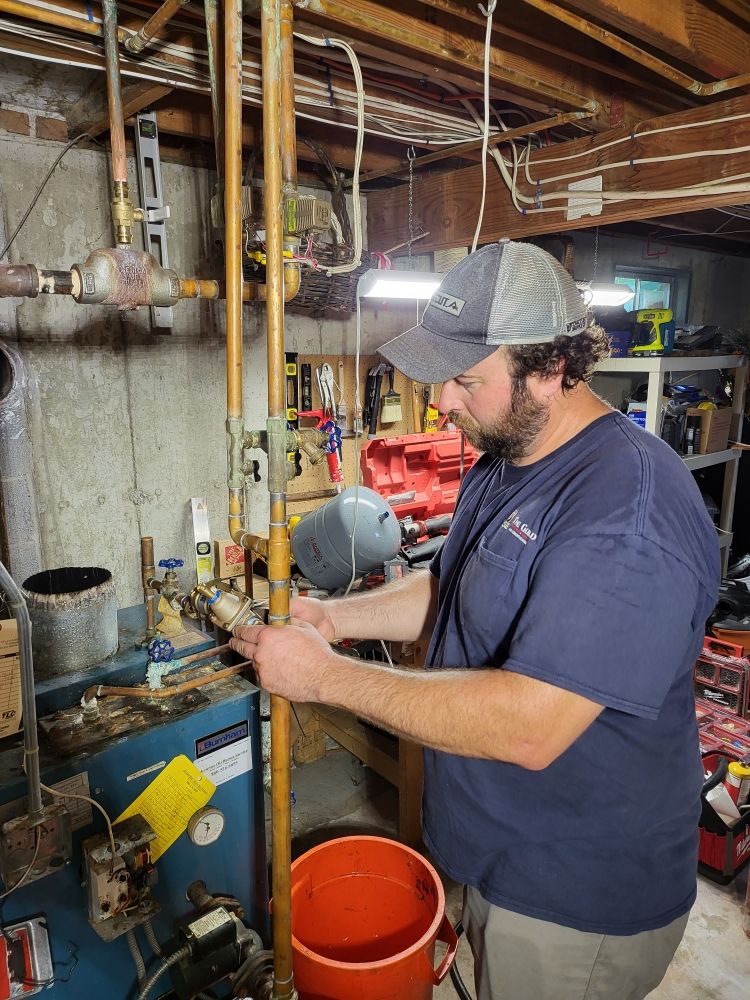 Slide of The Guild Plumbing & Heating