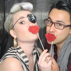Snap In a Box - Everyone Loves Fun Props