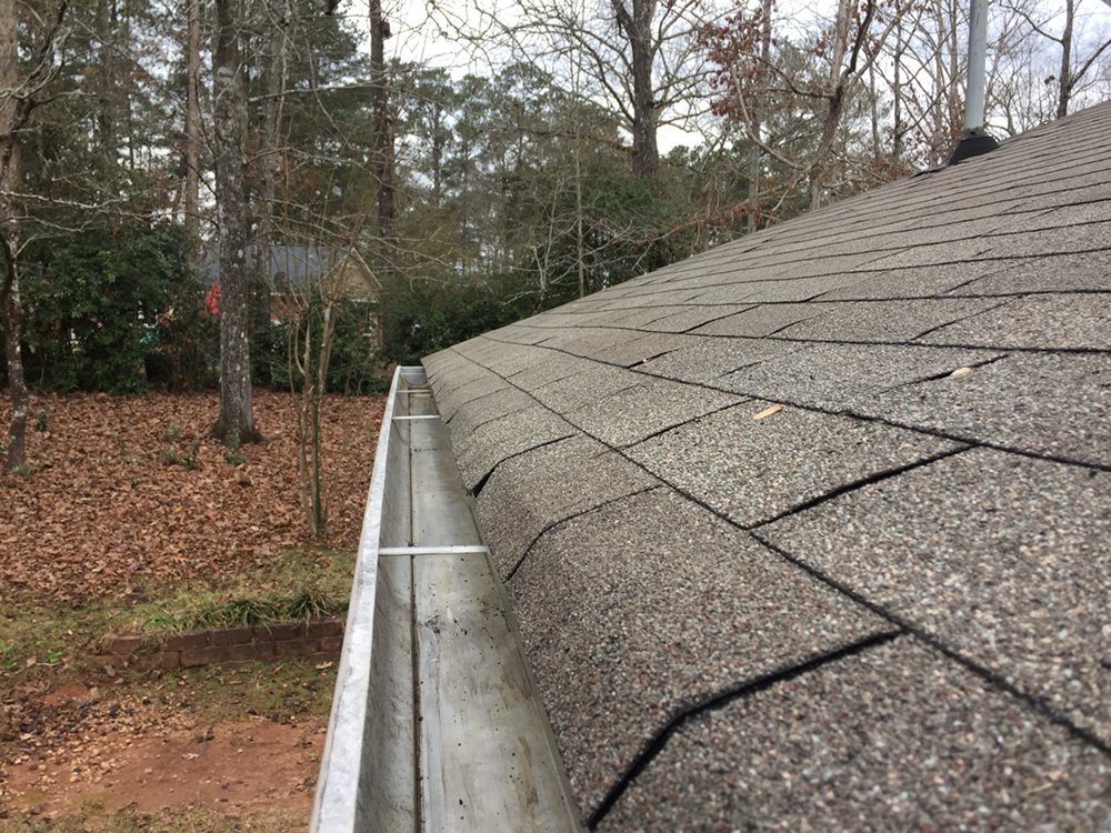 Slide of Leaf It to the Pros