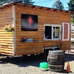 Harley Q's Barbecue - Harley Q food cart