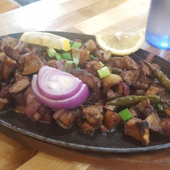 Pinoy Pansitan - Glorious sisig. - Filipino Near Me - Montreal, Quebec Pinoy Pansitan - Glorious sisig. - Filipino Near Me - Montreal, Quebec