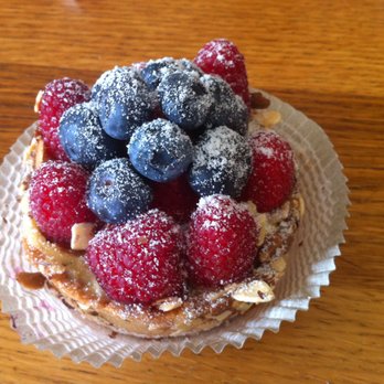 Francesca - Fruit tart! - Bakeries Near Me - Toronto, Ontario
