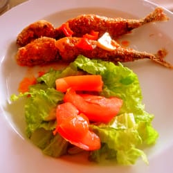 Q'enosso - Carapau frito and salad