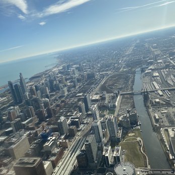 Willis Tower - Landmarks & Historical Buildings Near Me - Chicago, Illinois Willis Tower - Landmarks & Historical Buildings Near Me - Chicago, Illinois