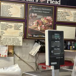 Tom's Market