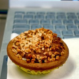 Chocolate (with Peanuts) Baked Cheese Tart: Take-out Chocolate (with Peanuts) Baked Cheese Tart: Take-out