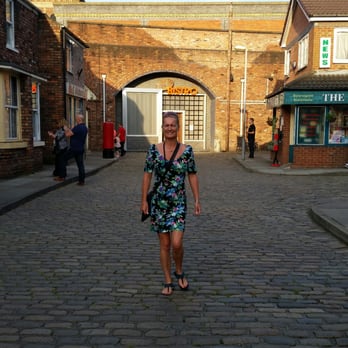 Coronation Street the Tour - Walking Tours Near Me - Manchester, XGM