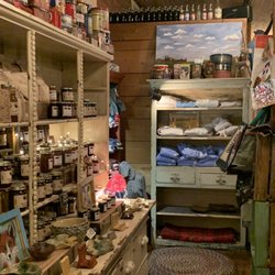 Old Hampton Store & Grist Mill - Gift shop