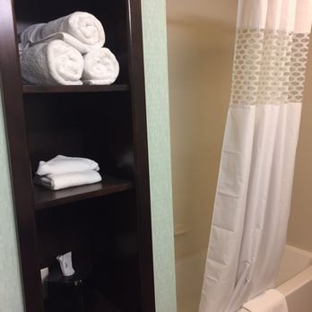 Hampton Inn Minneapolis/Shakopee - They even have shower gel - Hotels Near Me - Shakopee, Minnesota Hampton Inn Minneapolis/Shakopee - They even have shower gel - Hotels Near Me - Shakopee, Minnesota
