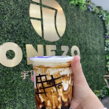 One Zo - Brown sugar milk tea with boba and cheese foam (size: medium) - Bubble Tea Near Me - Boston, Massachusetts One Zo - Brown sugar milk tea with boba and cheese foam (size: medium) - Bubble Tea Near Me - Boston, Massachusetts