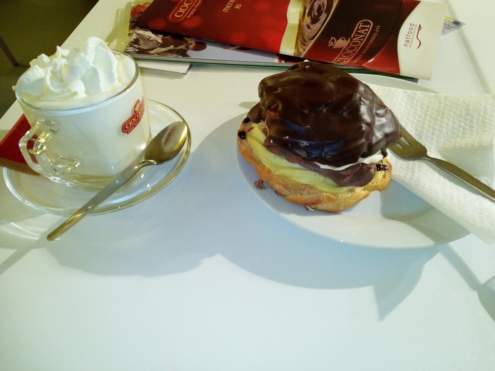 Cukrárna a kavárna Aida