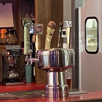 Baraboo Burger - Beer selection. BBC Amber Back and Lakefront Oktoberfest - Burgers Near Me - Baraboo, Wisconsin Baraboo Burger - Beer selection. BBC Amber Back and Lakefront Oktoberfest - Burgers Near Me - Baraboo, Wisconsin
